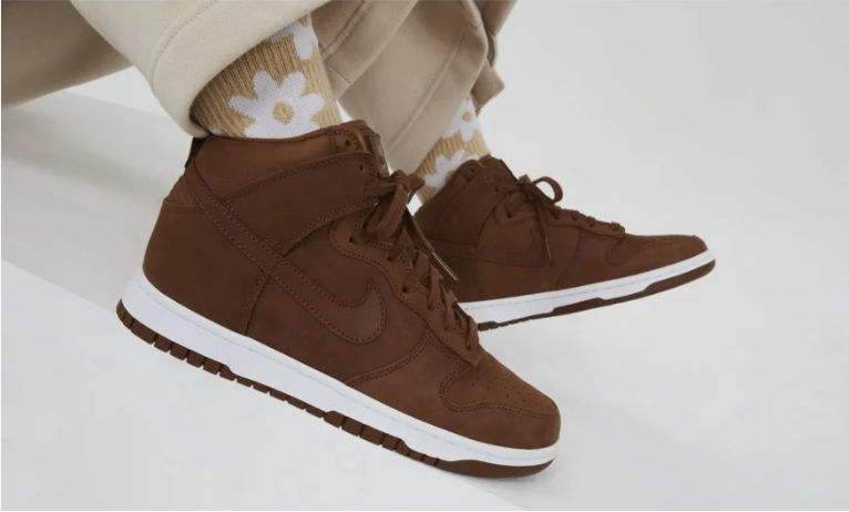 Nike Dunk High 'Pecan' – Tonal Brown / White