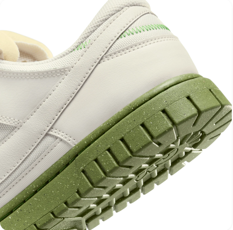 Nike Dunk Low Disrupt 2 'Olive Aura' Sail/Green