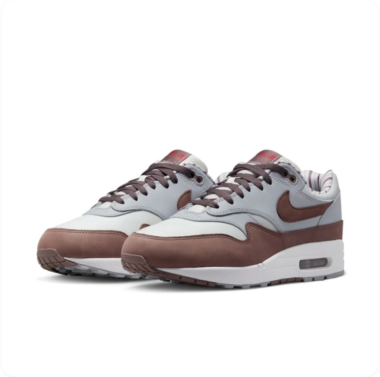 Nike Air Max 1 SE Baroque Brown – pair front angle view